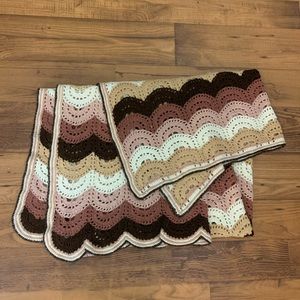 Gorgeous vintage crocheted afghan blanket